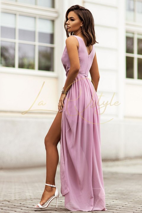Długa szyfonowa sukienka z rozcieciem i gumką w talii PUDROWY RÓŻ