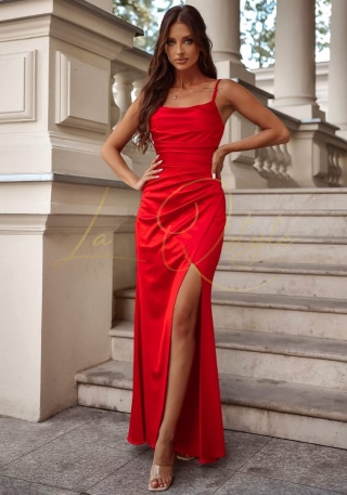 NARIN sukienka satynowa dopasowana z rozcięciem CZERWONA