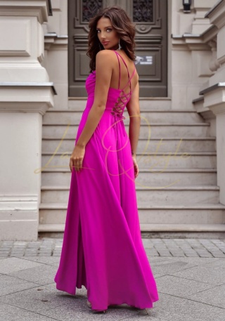 VALERIA sukienka gładka z wiązaniem na plecach AMARANT