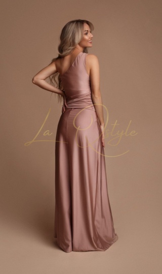 ERICA długa sukienka satynowa na jedno ramię z rozcięciami PUDROWY RÓŻ