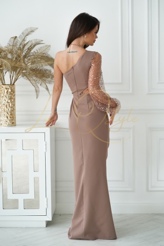 KORI dopasowana sukienka z cekinowym rękawem CAMEL