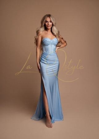 SABRINA dopasowana sukienka z gorsetem i rozcięciem na nogę BŁĘKITNA