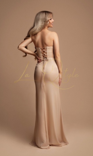 PENELOPE dopasowana, satynowa sukienka z gorsetem i rozcięciem na nogę ZŁOTA