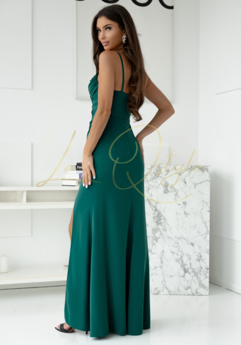 Dopasowana, gładka sukienka z rozcięciem BUTELKOWA ZIELEŃ