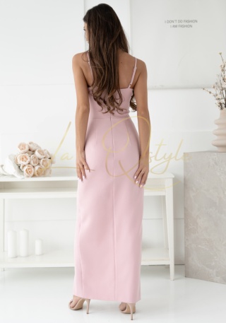 KELI gładka dopasowana sukienka z rozcięciem PUDROWY RÓŻ