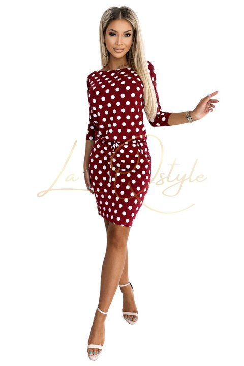 Sukienka sportowa z wiązaniem i kieszeniami - bordowa w groszki