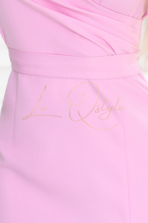 Elegancka sukienka z kopertowym dekoltem, rękawkiem i paskiem CUKIERKOWY RÓŻ