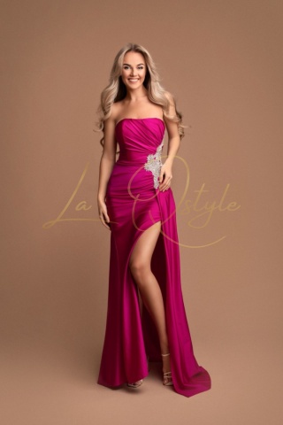 ALICIA dopasowana sukienka z marszczeniami, gorsetem i trenem FUKSJA