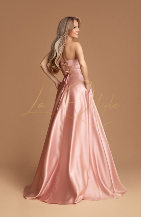 Długa gładka sukienka z gorsetem i tiulem PUDROWY RÓŻ