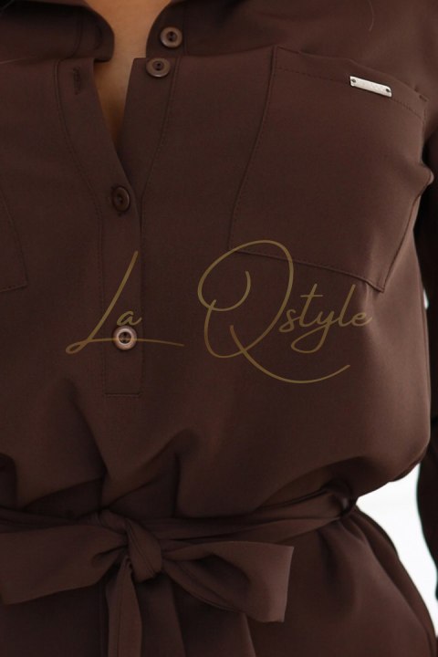 Koszulowa sukienka z kieszeniami i wiązaniem CZEKOLADOWA