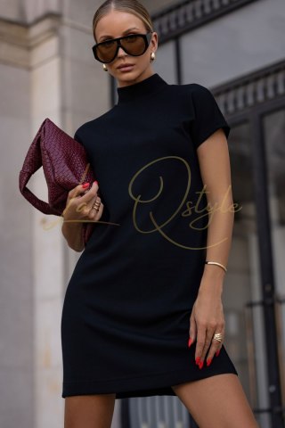 Czarna sukienka dzianinowa z golfem KLER