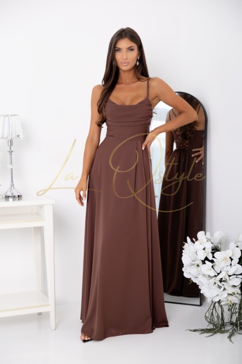 Sukienka gładka z wiązaniem na plecach CZEKOLADOWA