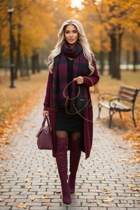 Wygodna sukienka nietoperz z długim rękawkiem CZARNA