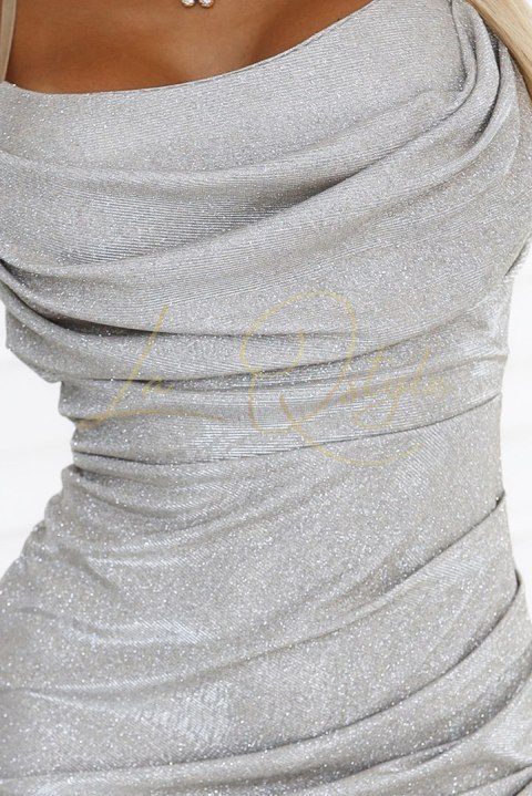 Błyszcząca, zjawiskowa drapowana sukienka SZAMPAN