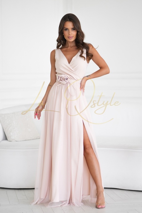 Długa tiulowa sukienka z rozcięciem i paskiem BEŻOWA