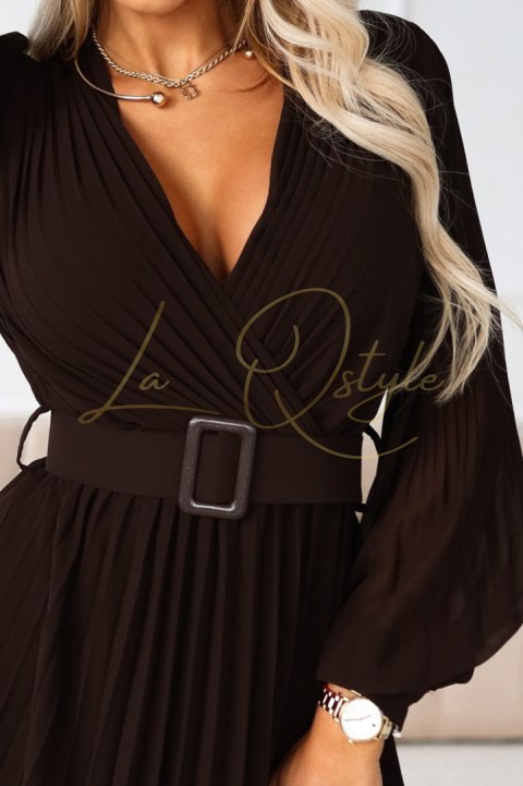 Plisowana elegancka sukienka midi z paskiem i dekoltem CZEKOLADOWA