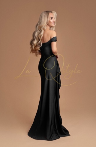 MAGALIE dopasowana sukienka z gorsetem, marszczeniami i opadającymi ramionami CZARNA