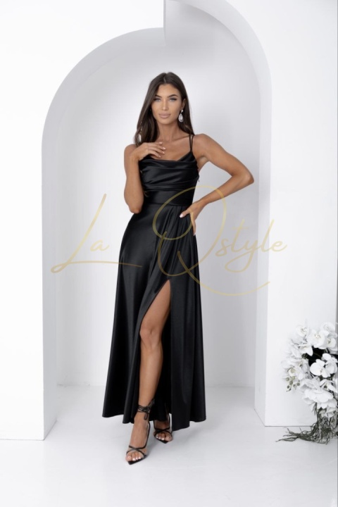 Sukienka satynowa z wiązaniem na plecach CZARNA