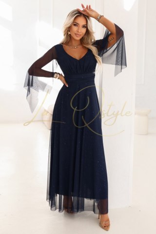 Długa połyskująca w świetle suknia z dekoltem i transparentnym rękawkiem GRANATOWA