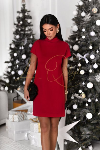 Czerwona sukienka dzianinowa z golfem KLER