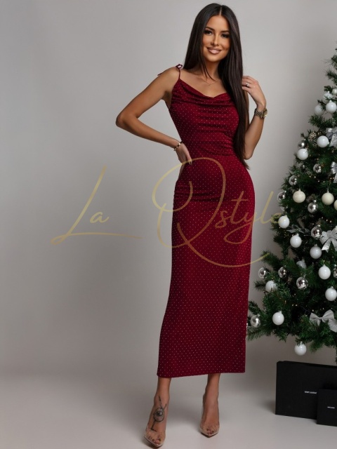 Błyszcząca midi sukienka na ramiączkach z odkrytymi plecami BORDOWA