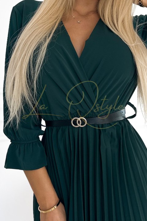 Plisowana sukienka maxi z dekoltem, paskiem i rękawem 3/4 ZIELEŃ BUTELKOWA