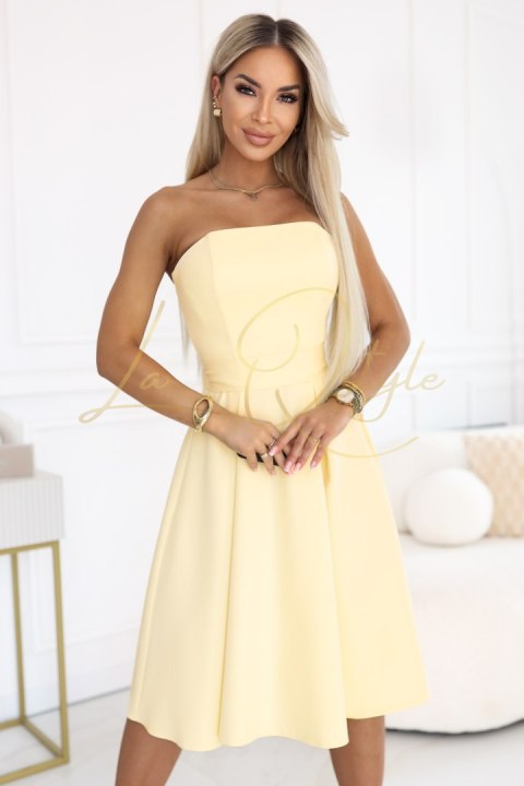 Gorsetowa rozkloszowana sukienka midi z paskiem - pastelowy ŻÓŁTA