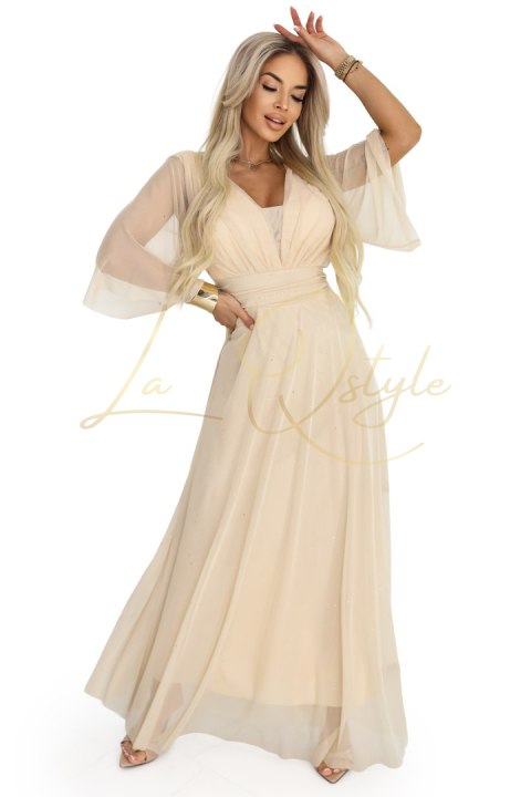 Długa połyskująca sukienka plus size z dekoltem i transparentnym rękawkiem SZAMPAŃSKI BEŻ