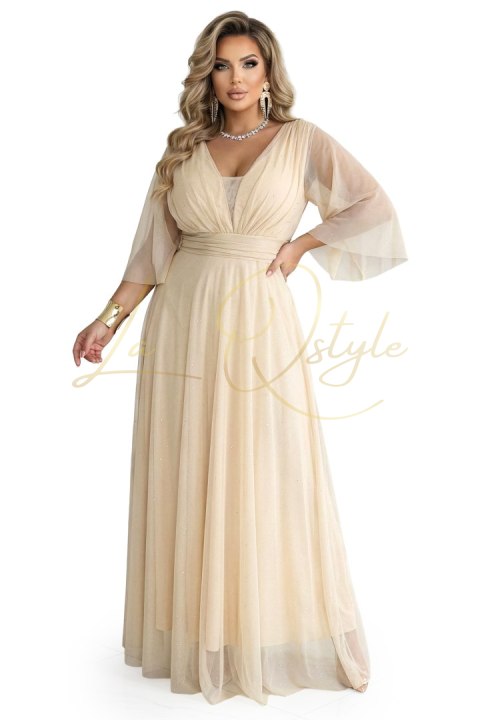 Długa połyskująca sukienka plus size z dekoltem i transparentnym rękawkiem SZAMPAŃSKI BEŻ