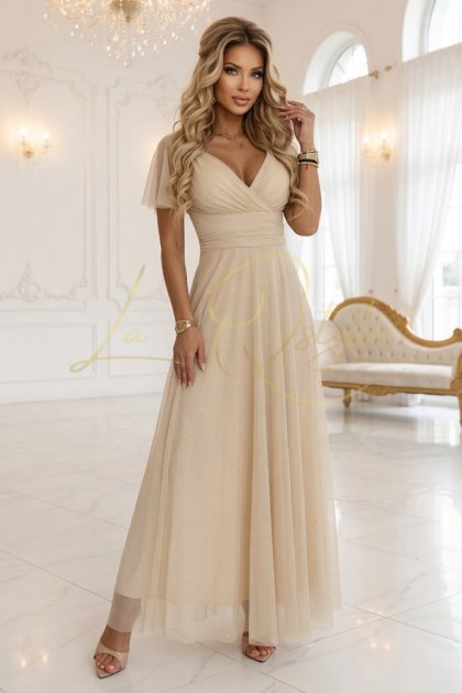 MELANIA długa błyszcząca suknia na wesele z dekoltem i krótkim rękawkiem BEŻOWA