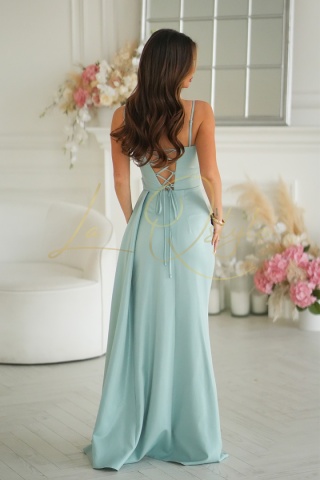 CHELSEA dopasowana połyskująca sukienka z wiązaniem na plecach PISTACJOWA