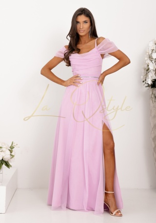 KIARA długa tiulowa sukienka z opadającymi ramionami i paskiem LILA