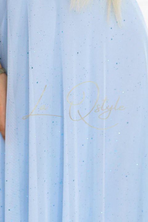 MELANIA długa błyszcząca suknia z dekoltem i krótkim rękawkiem BŁĘKITNA