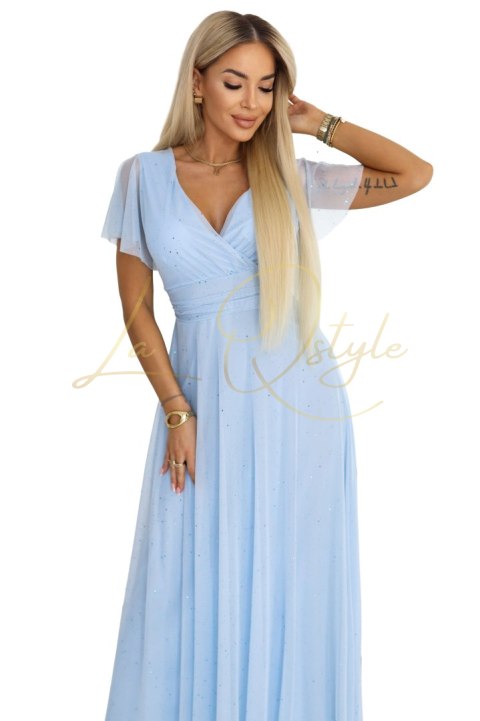 MELANIA długa błyszcząca suknia z dekoltem i krótkim rękawkiem BŁĘKITNA