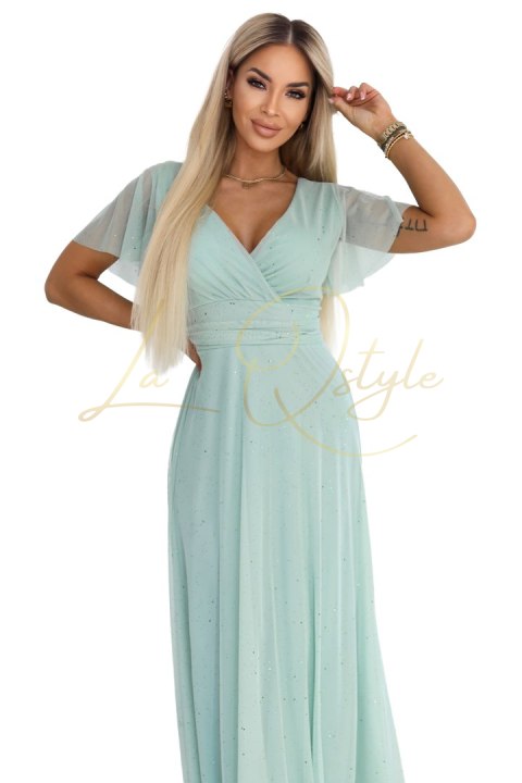 Długa błyszcząca suknia z dekoltem i krótkim rękawkiem PISTACJOWA