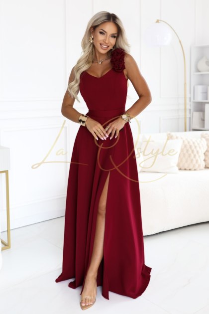Elegancka wieczorowa suknia maxi z rozcięciem i różami BORDOWA