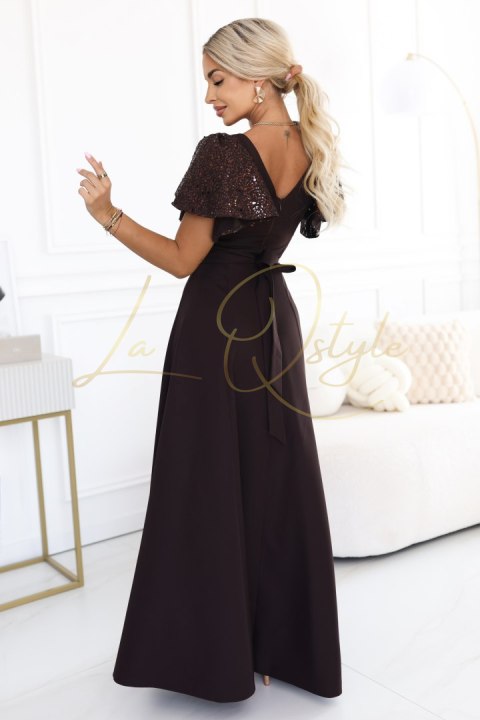 Elegancka rozkloszowana sukienka maxi z cekinowymi rękawami CZEKOLADOWY BRĄZ