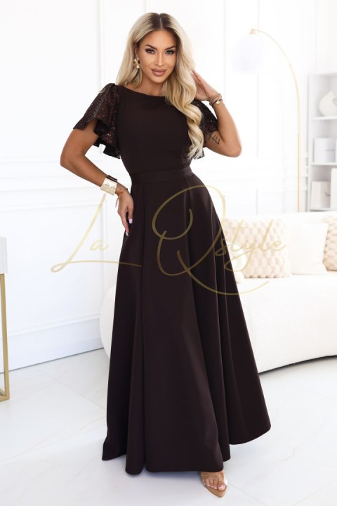 Elegancka rozkloszowana sukienka maxi z cekinowymi rękawami CZEKOLADOWY BRĄZ