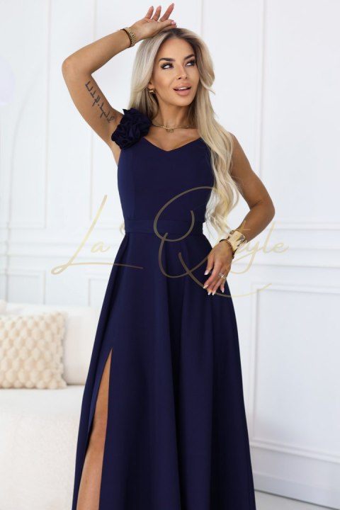 Elegancka wieczorowa suknia maxi z rozcięciem i różami GRANATOWA