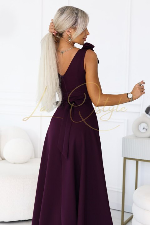 Elegancka wieczorowa suknia maxi z rozcięciem i różami DOJRZAŁA ŚLIWKA